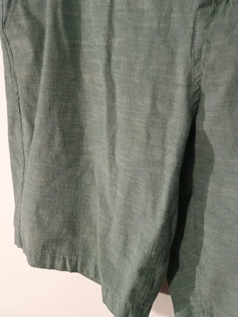 RVCA Sage Green Casual Chino Shorts Men’s Size 38